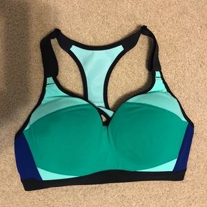 Victoria Secret VSX sports bra